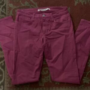 Women’s Joe’s Jeans in magenta. Skinny size 27. Excellent condition.